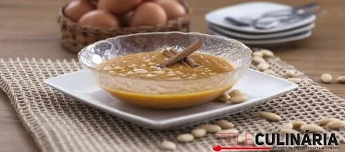 Doce de requeijão com amêndoa e canela