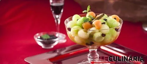 Salada de meloa com Vinho do Porto e hortelã