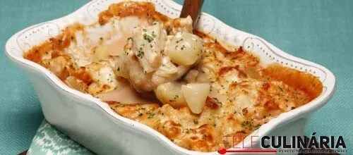 Gratinado de peixe com tomate