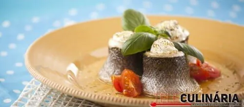 Rolinhos de robalo gratinados