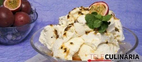 Mousse rápida de maracujá