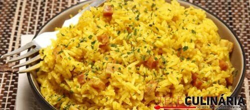 Arroz de açafrão e bacon