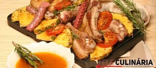 Grelhada mista de carne
