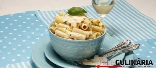 Macarrão com queijo