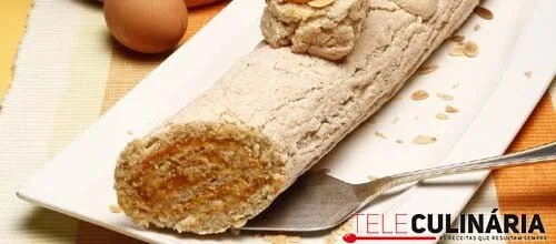 Torta de amêndoa e pão ralado