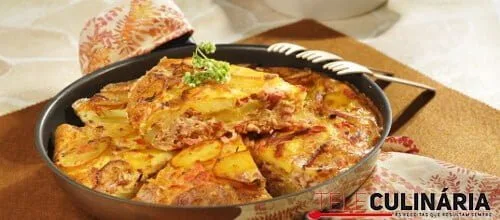 Pastelão de carnes frias