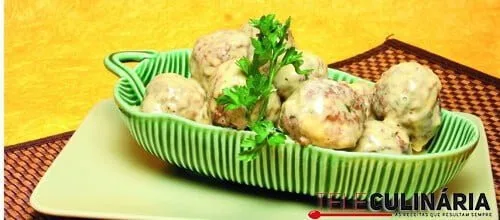 Almôndegas de fricassé