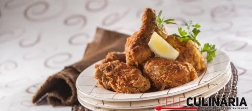Frango frito com molho de limão