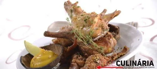 Coelho frito com mostarda