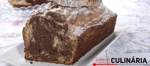 Bolo marmoreado de cacau