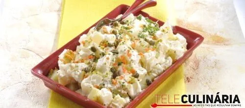 Salada alemã de batata