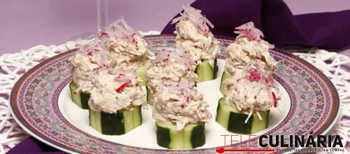 Acepipes de pepino e rabanete