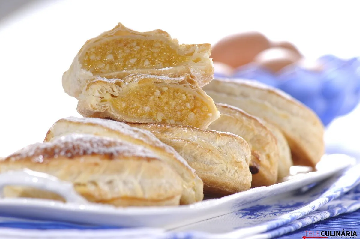 Pastéis de Santa Clara (robot de cozinha)