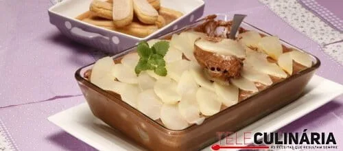 Delícia de peras com chocolate