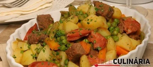 Jardineira de carne – Receita Fácil