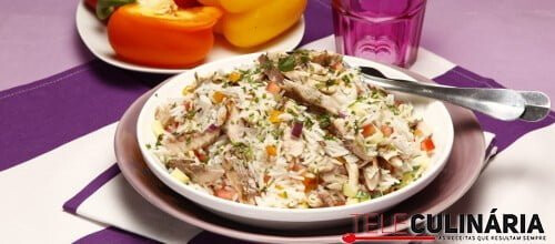 Cavala com ervas frescas