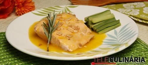 Salmão com molho de laranja