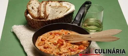 Cocada de gambas e especiarias