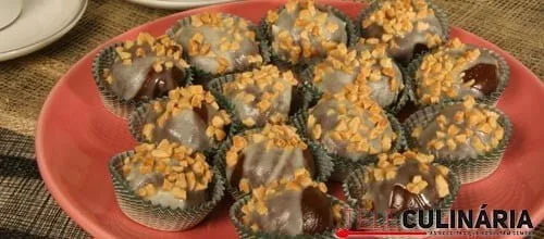 Brigadeiros cobertos