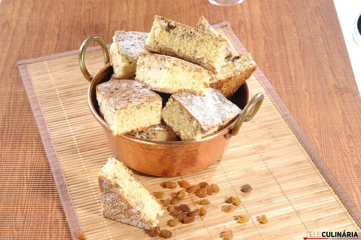 Bolo de frutos secos com jeropiga