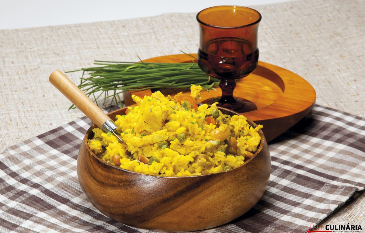 Arroz de peru e açafrão