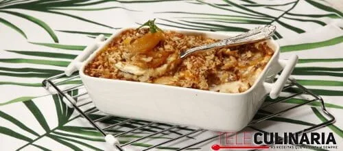 Damascos gratinados com nozes