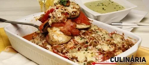 Assado de beringela com tomate