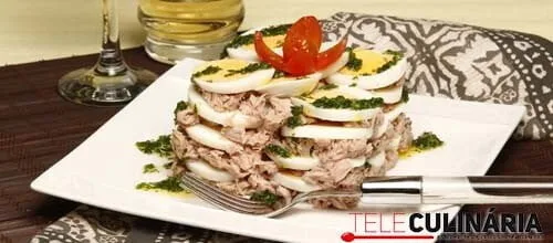 Salada de atum com ovos