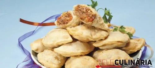 Pastelinhos de carne estufada
