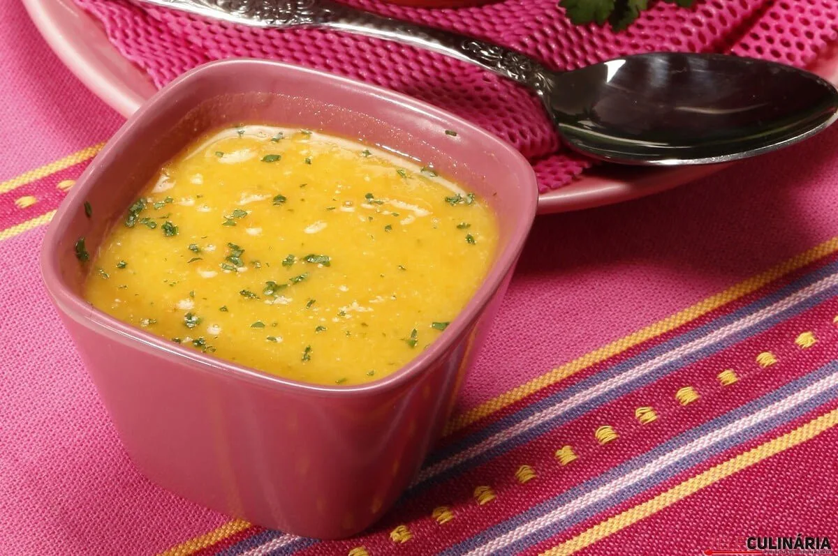 Creme de grão com cenoura