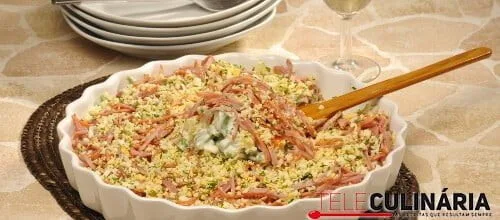 Macedónia de legumes com paio