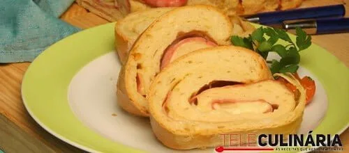 Rolo de fiambre e queijo