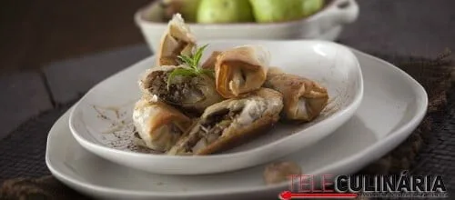 Rolinhos de pêra e castanhas