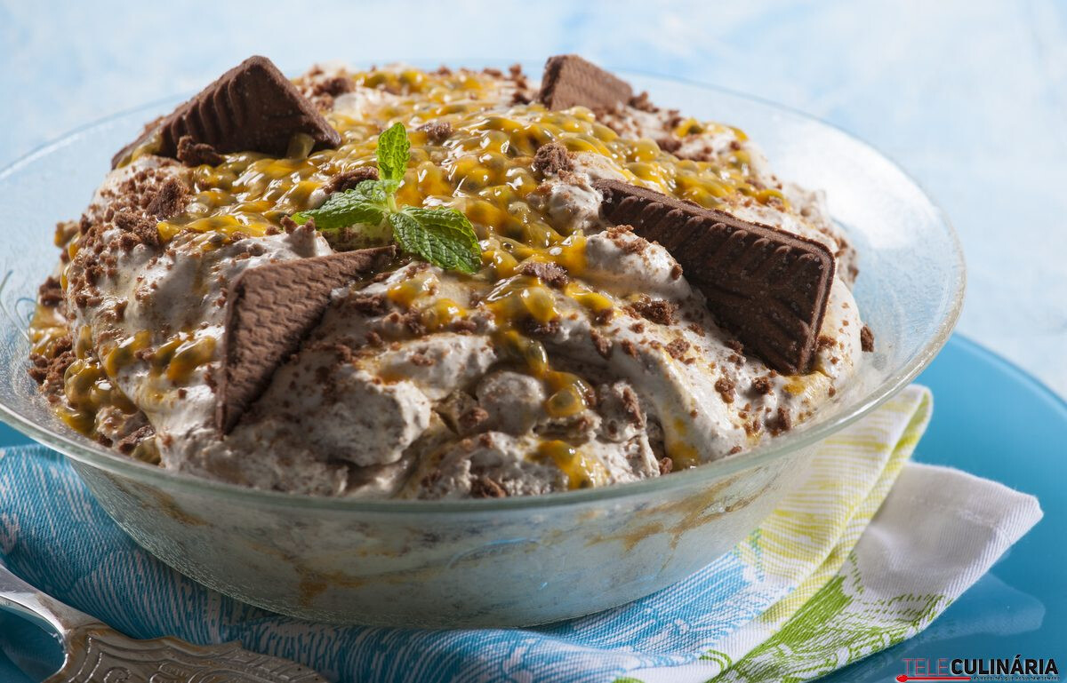 Mousse de bolacha (robot de cozinha)