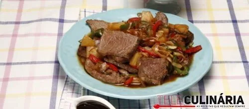 Bifinhos de vaca com molho de ostras