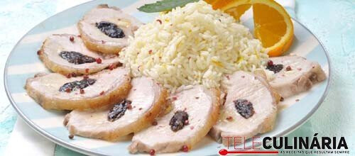 Lombo recheado com alheira e ameixas pretas