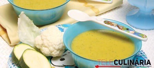 Sopa para bebés com couve-flor e curgete