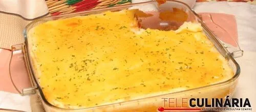 Empadão de atum com delícias do mar