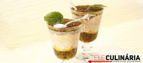 Curd de manga com geleia de maracujá