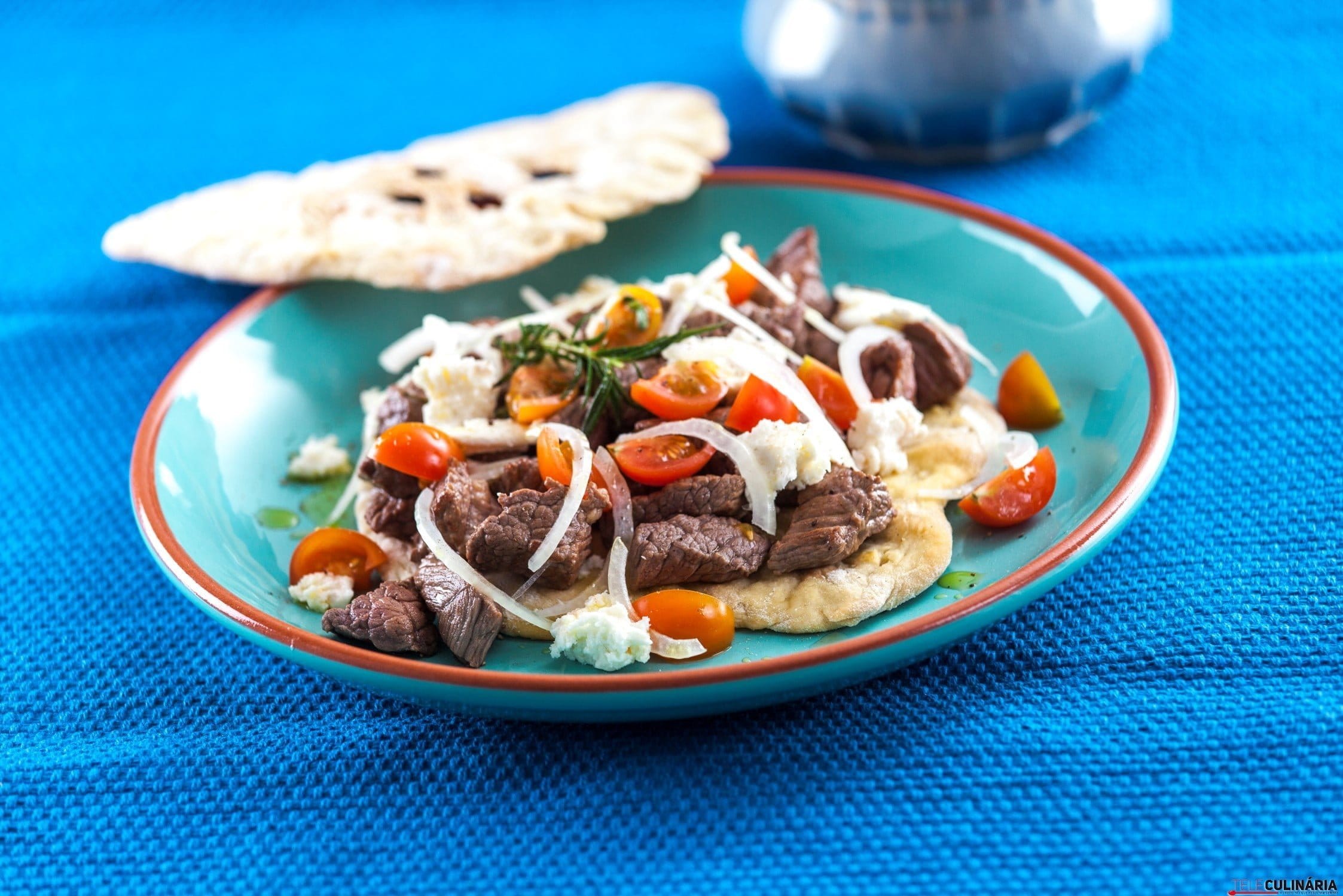 Pao com Carne de Vaca Assada TC_004 (Custom)