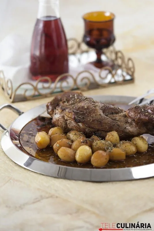 Borrego Assado com Molho da Provenca TC_001