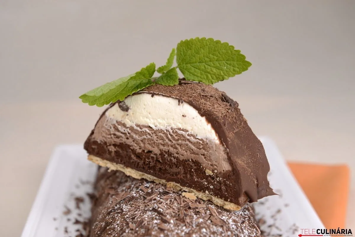 Semifrio de três chocolates