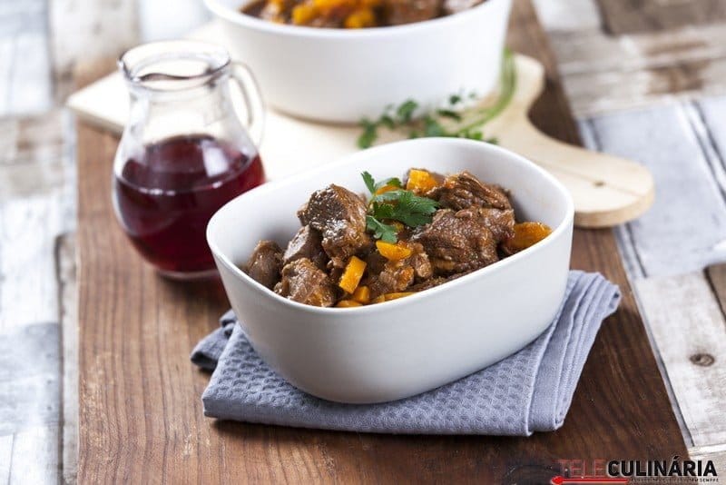 Estufado de borrego mediterranico CHAA-2