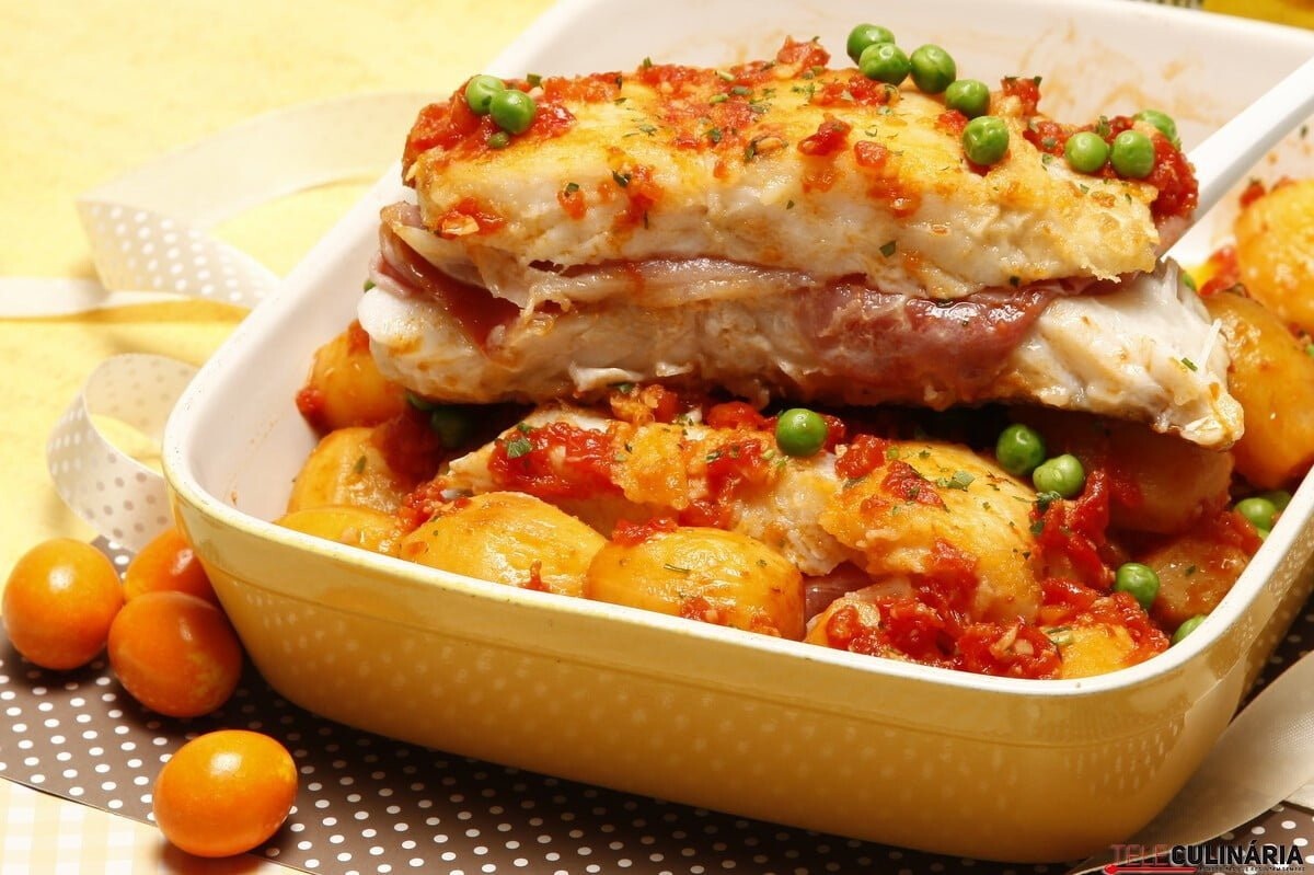 Bacalhau frito recheado com presunto