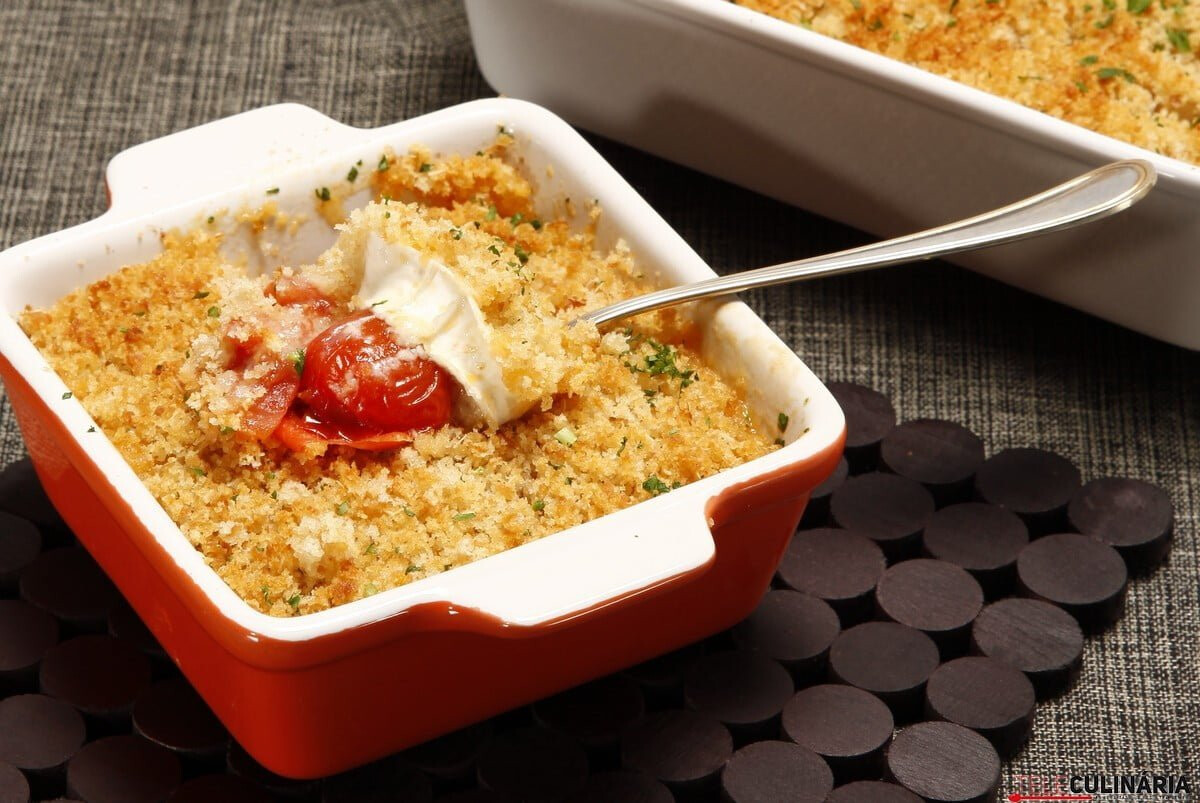 Crumble de tomate com queijo de cabra