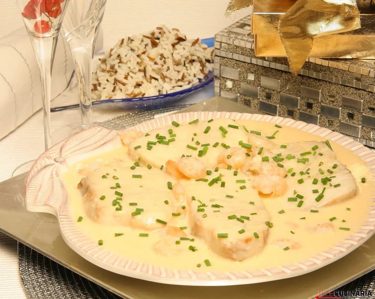 Tranches de cherne com molho de espumante