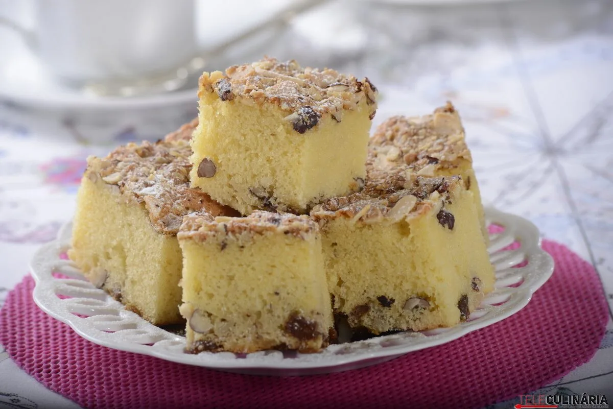 Bolo de frutos secos (robot de cozinha)