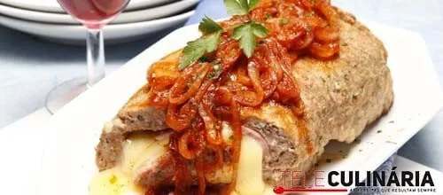 Rolo de carne recheado