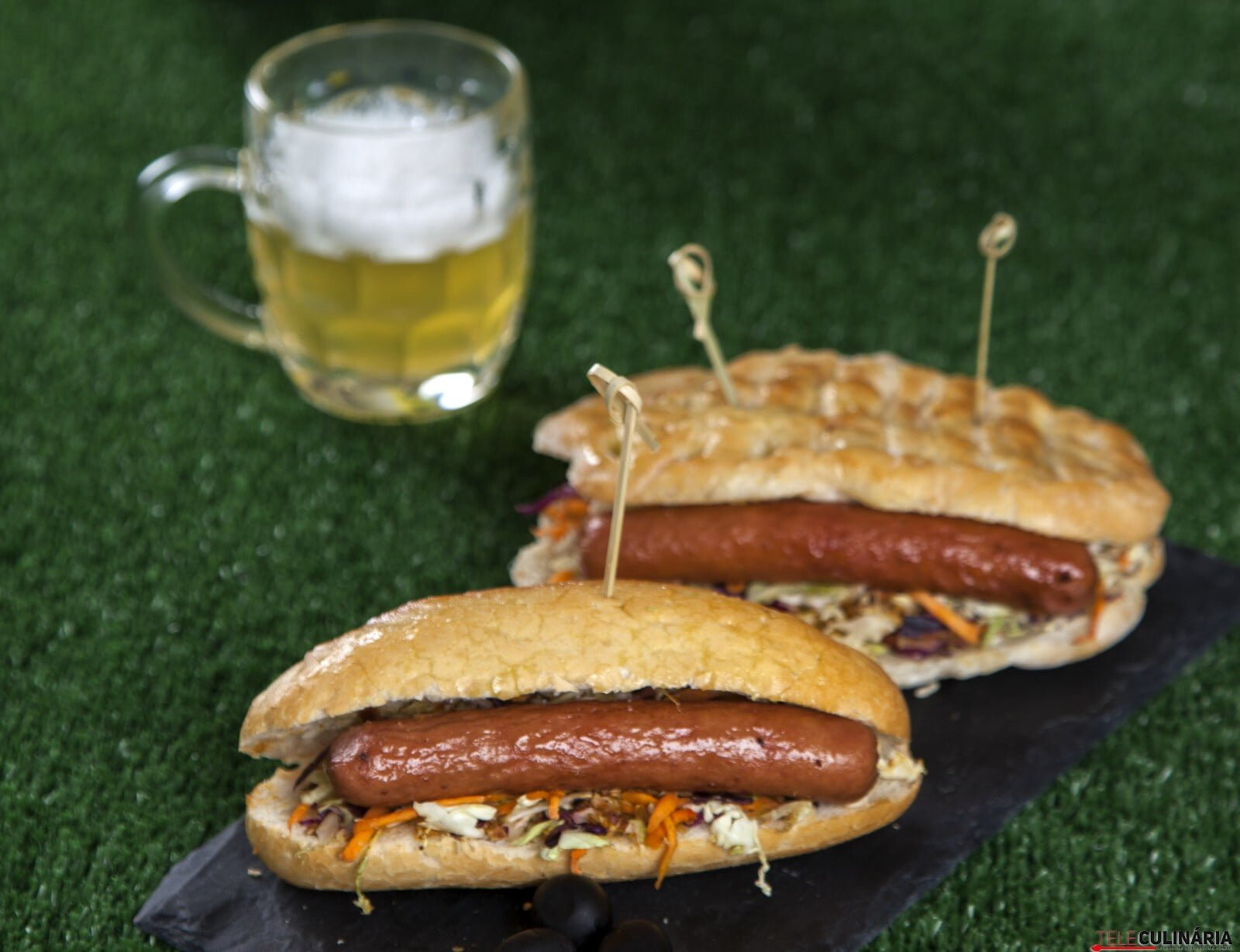 Cachorros quentes com juliana de couve