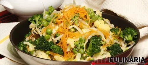 Wok de vegetais salteados